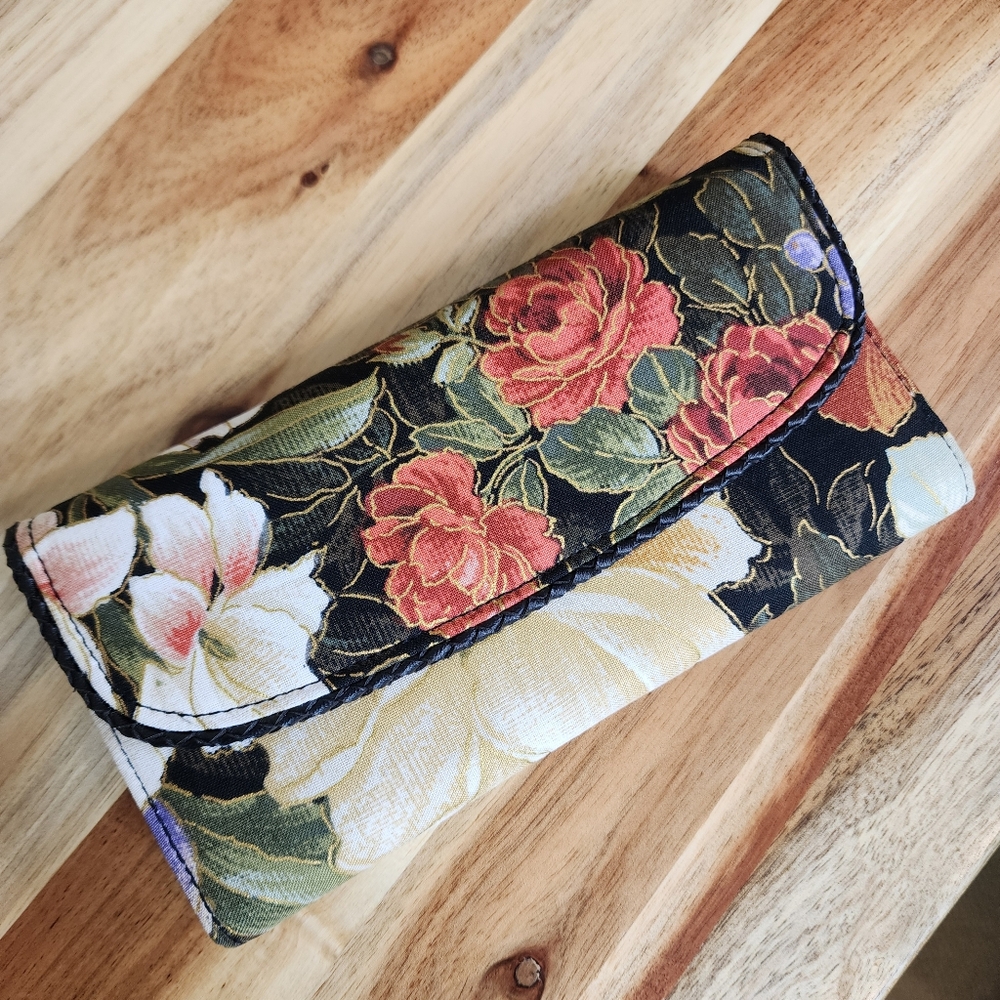 NEW Vintage Avon Oriental Blossoms Wallet ID Cards Cheque Organizer Floral